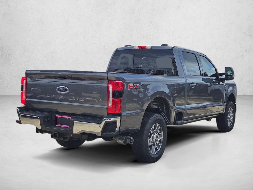 New 2026 Ford F-250 LARIAT Truck Crew Cab