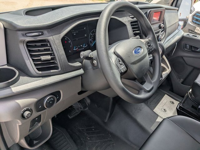 2025 Ford Transit photo 3