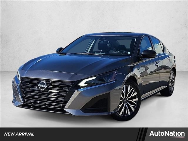 2024 Nissan Altima SV