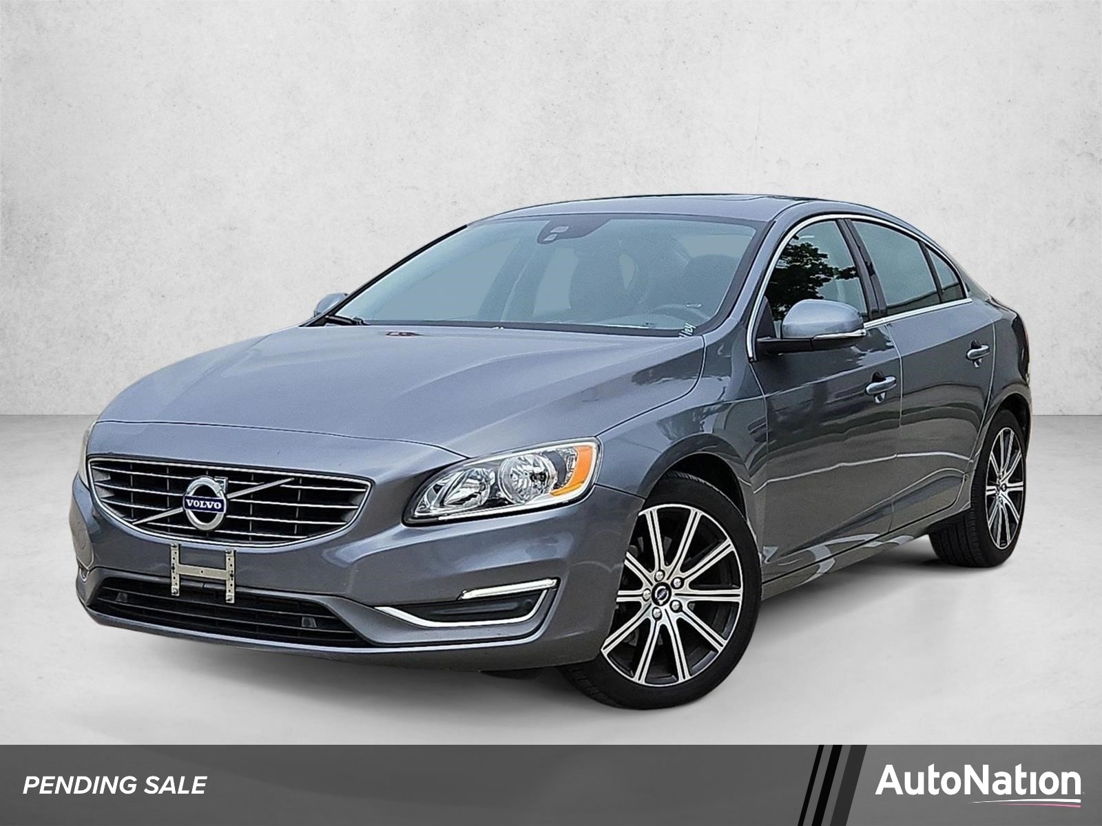 2018 Volvo S60 T5 AWD Inscription's photo