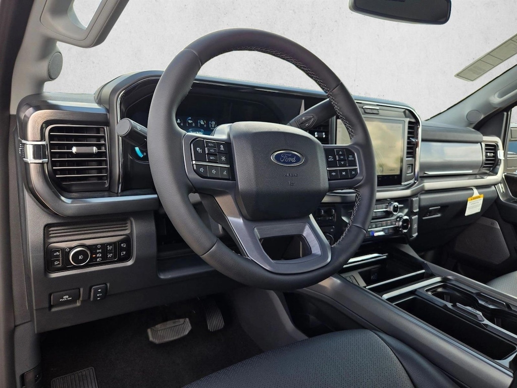 New 2026 Ford F-450 LARIAT Truck Crew Cab