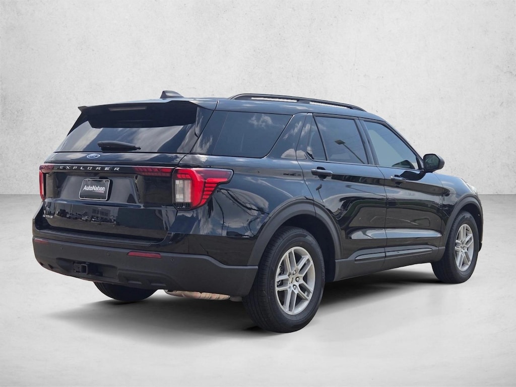 New 2026 Ford Explorer Active w/200A Pkg SUV