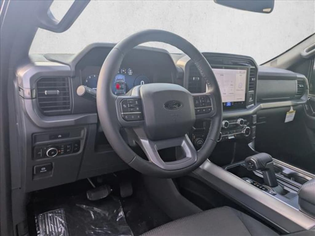 New 2025 Ford F-150 XLT Truck SuperCrew Cab
