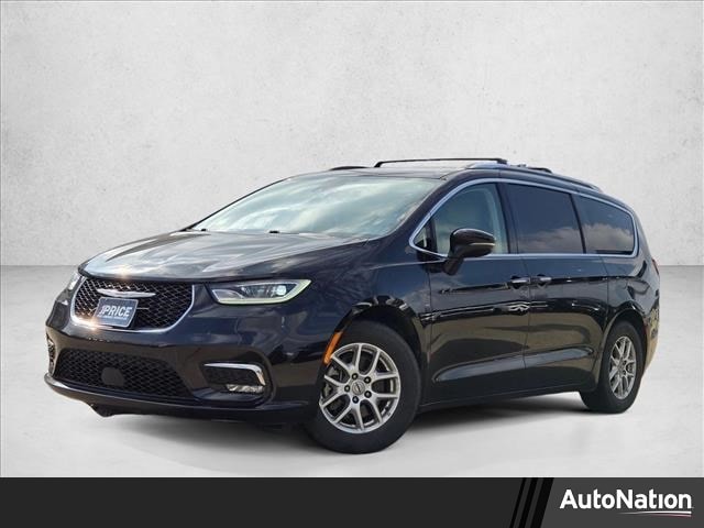 2021 Chrysler Pacifica Touring L's photo