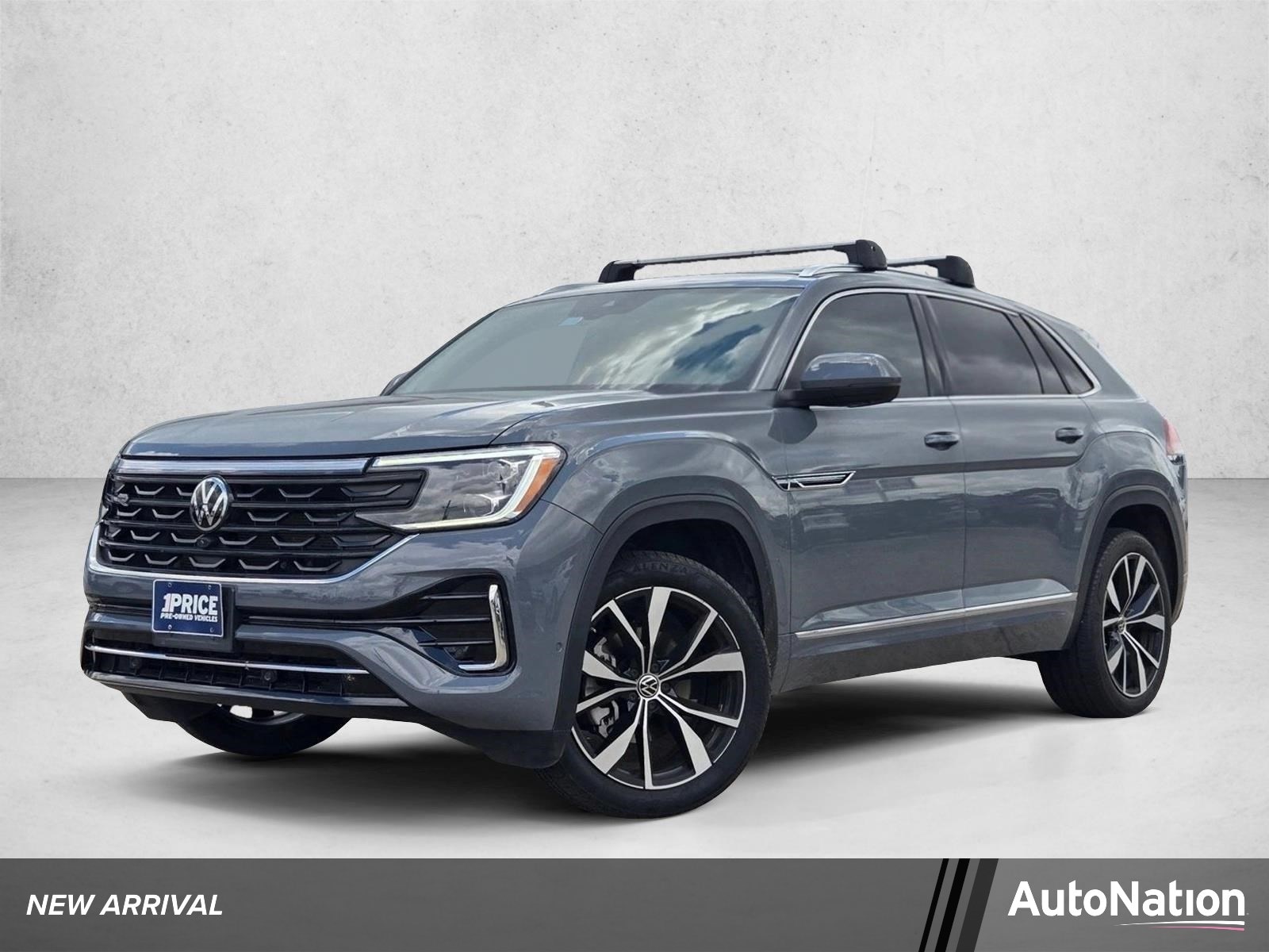 2024 Volkswagen Atlas Cross Sport 2.0T SEL Premium R-Line 4MOTION's photo