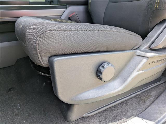 2025 Ford F-150 STX photo 4