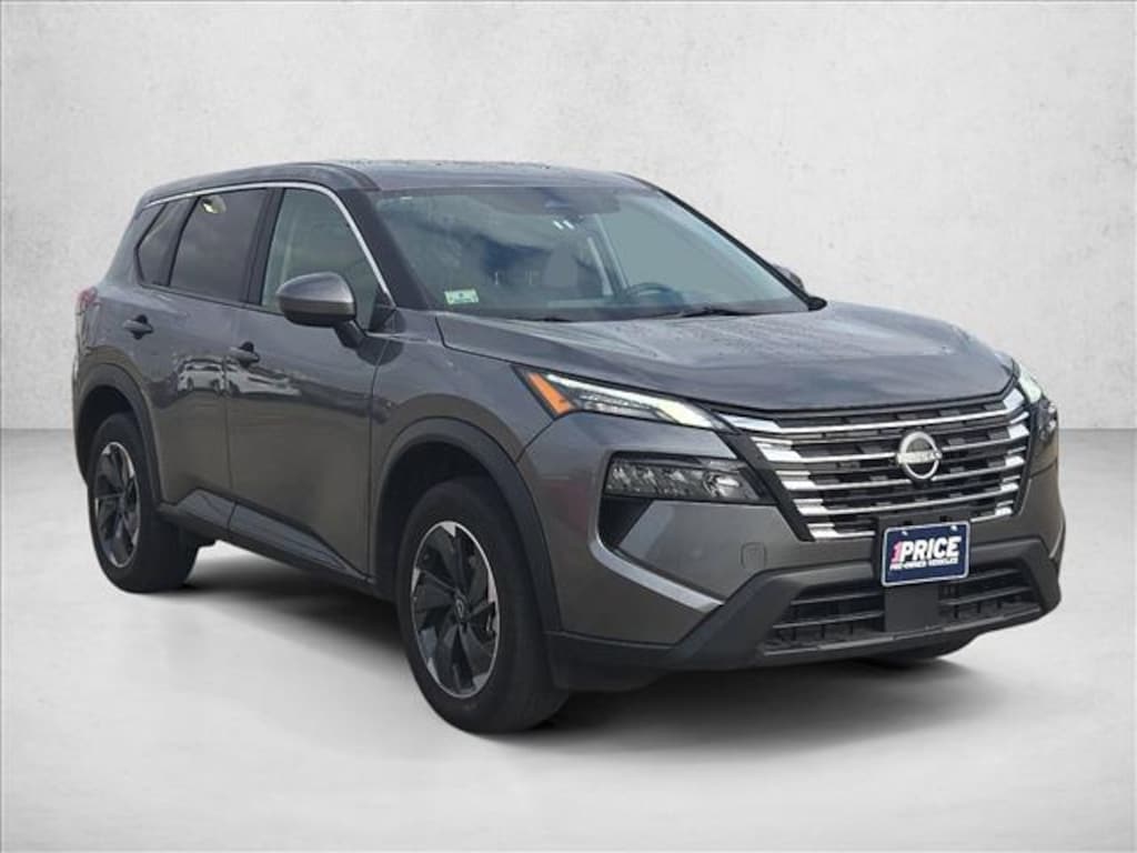 Used 2024 Nissan Rogue SV SUV