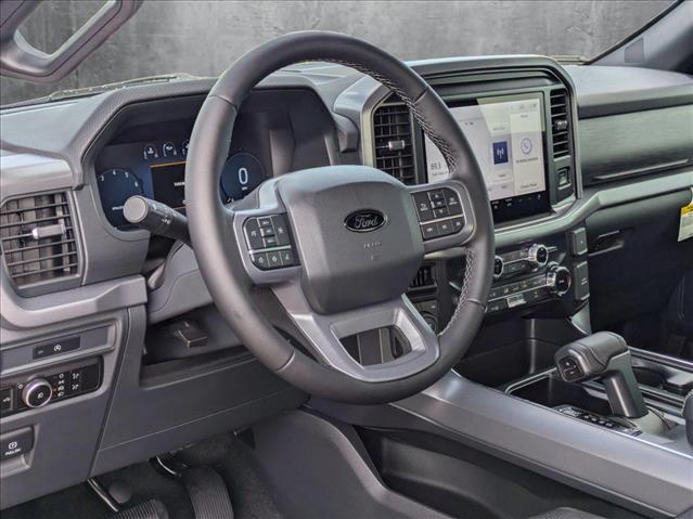 2025 Ford F-150 XLT photo 3