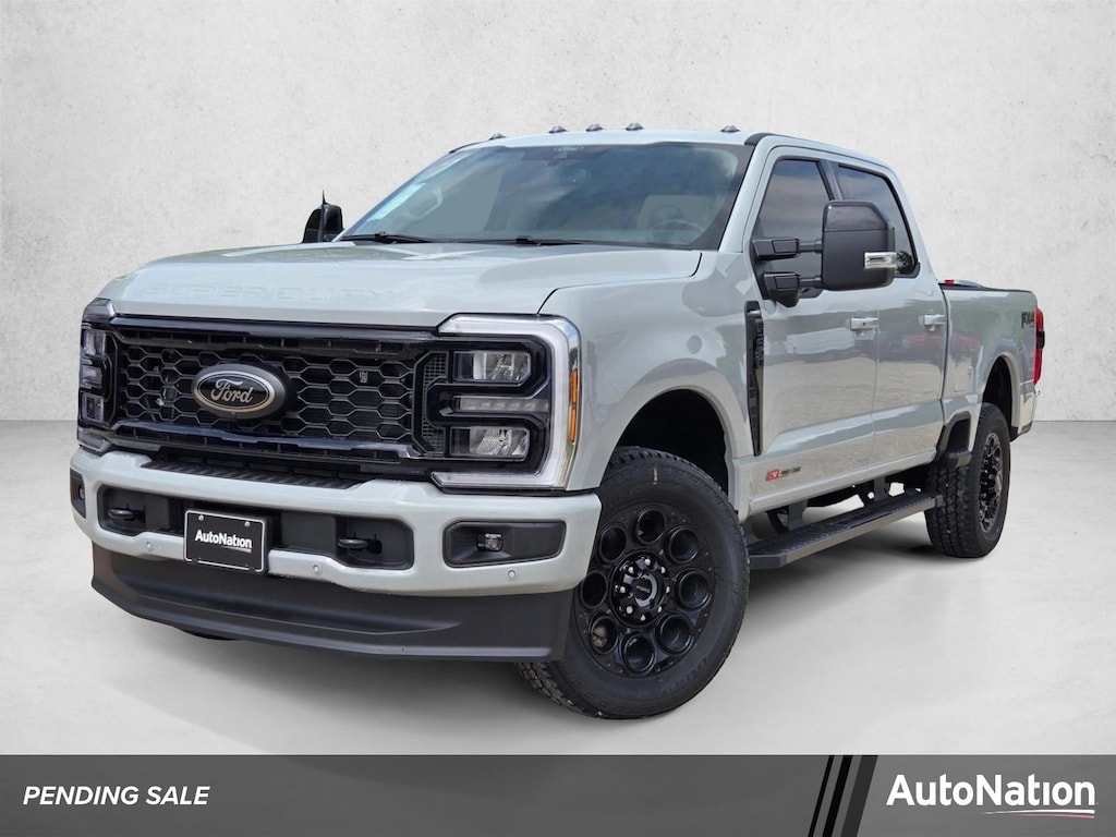 New 2026 Ford F-250 LARIAT Truck Crew Cab