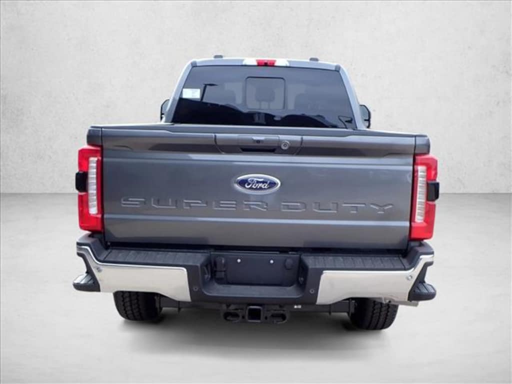 New 2026 Ford F-350 LARIAT Truck Crew Cab