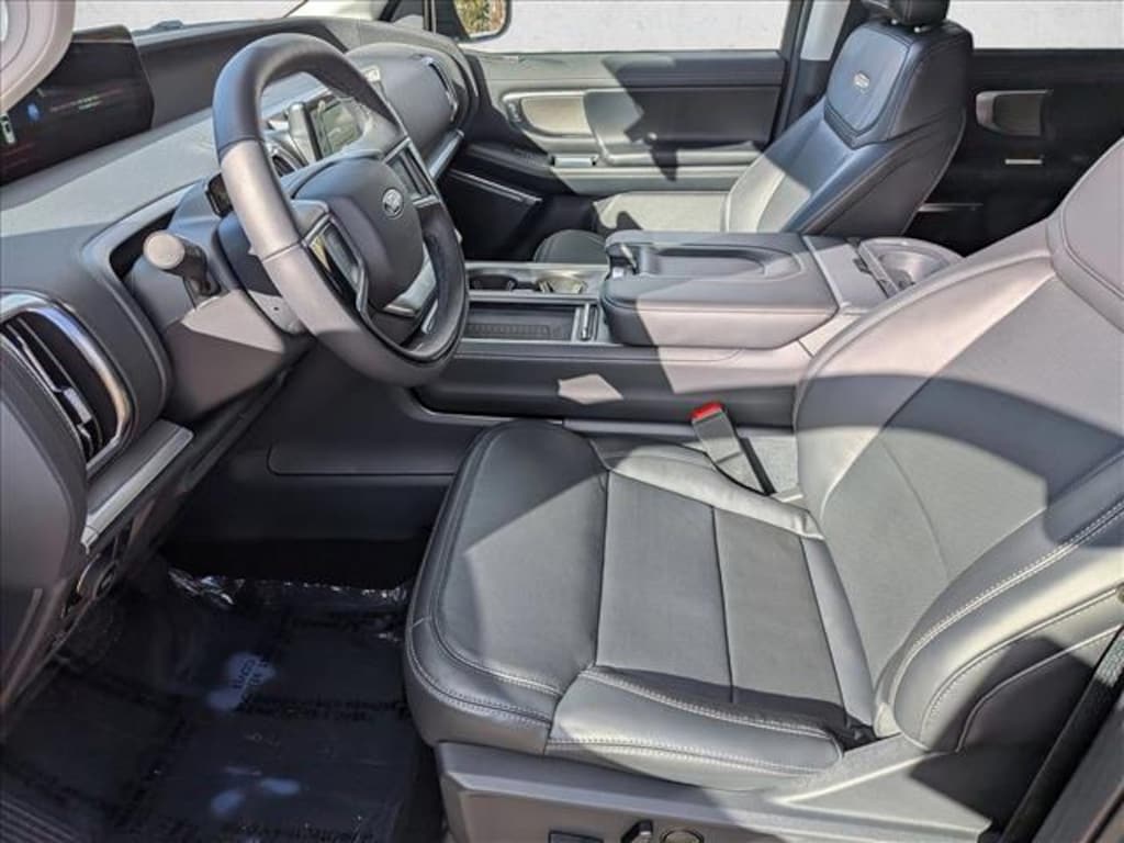 New 2025 Ford Expedition Platinum SUV