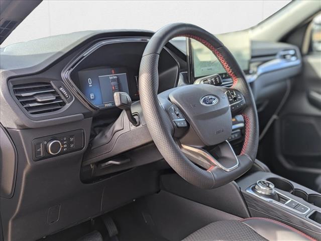 2025 Ford Escape ST-Line photo 3