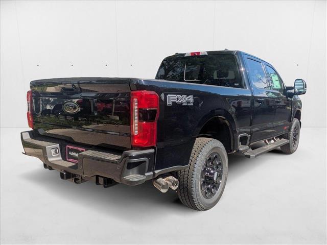 2025 Ford F-250 Lariat photo 2