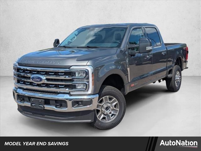 2025 Ford F-350 Super Duty Lariat's photo