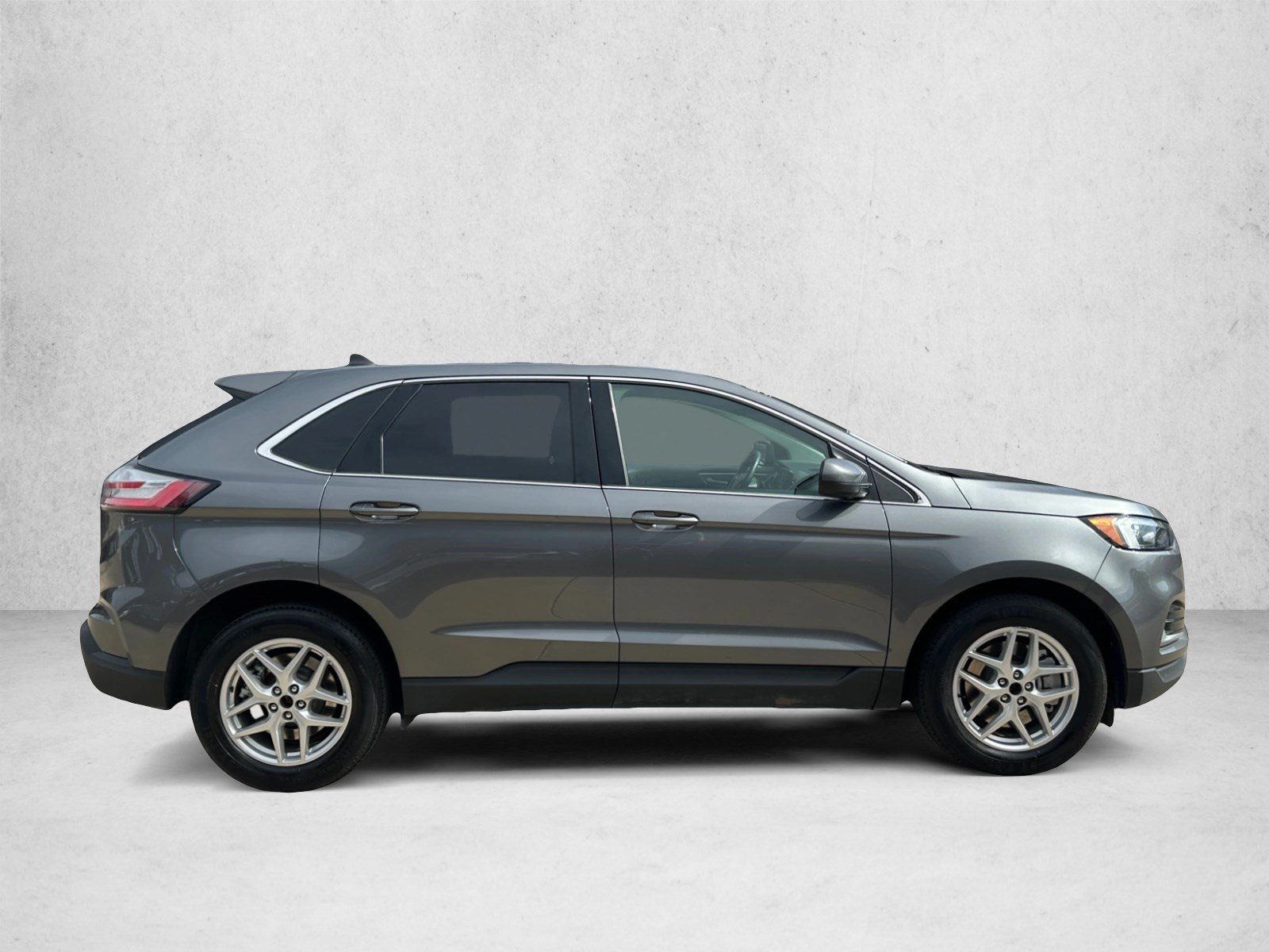 Certified 2024 Ford Edge SEL SUV