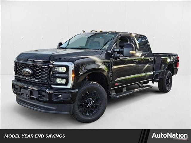 2025 Ford F-350 Super Duty Lariat's photo