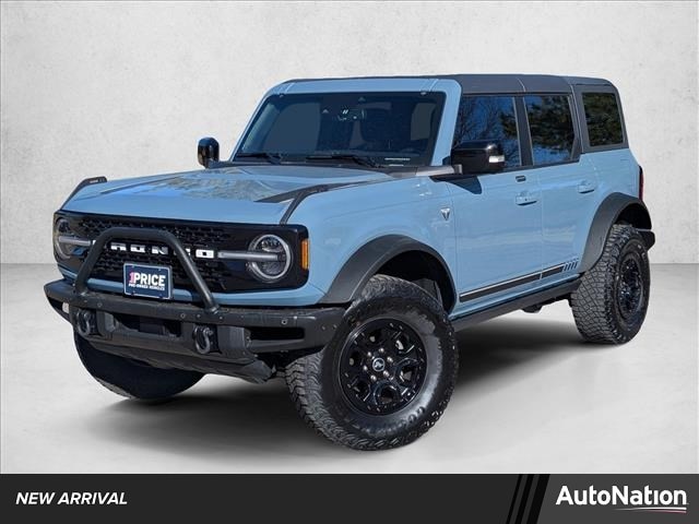 2021 Ford Bronco 4-Door First Edition's photo