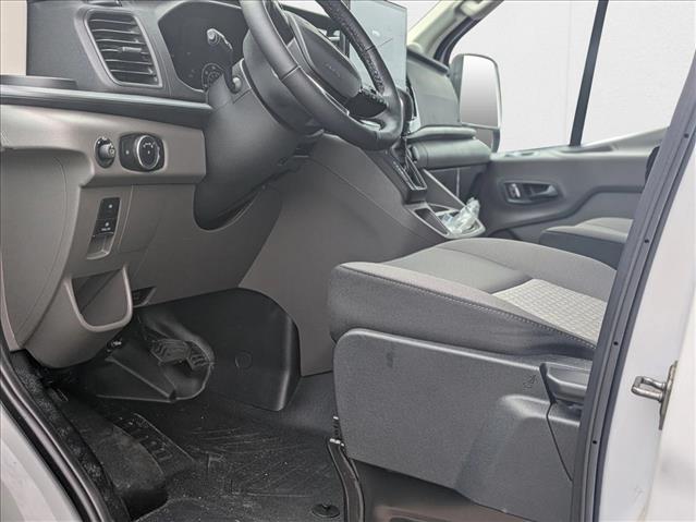 2024 Ford Transit photo 3