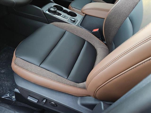 2025 Ford Bronco Sport Outer Banks photo 4