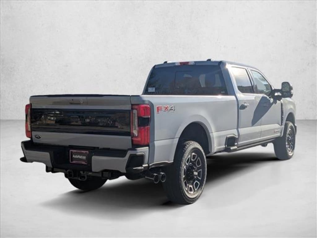 New 2026 Ford F-350 Platinum Truck Crew Cab