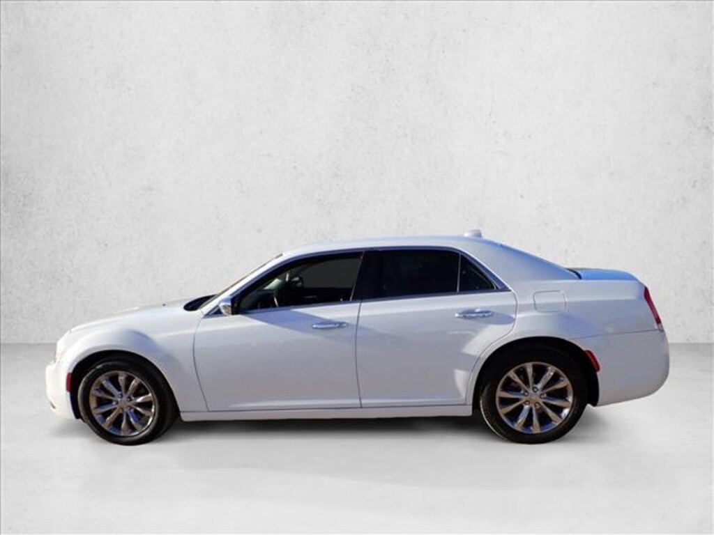 Used 2018 Chrysler 300 Limited Sedan