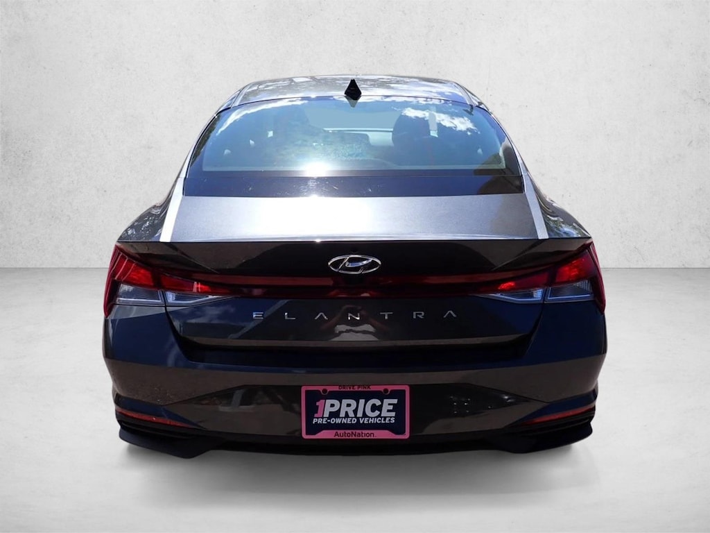 Certified 2022 Hyundai Elantra SEL Sedan