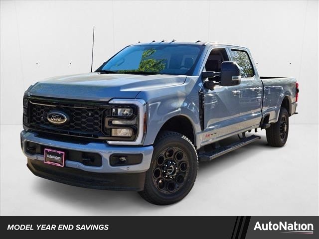 2025 Ford F-350 Super Duty Lariat's photo
