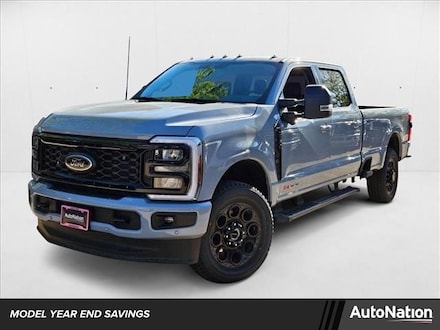2025 Ford F-350 LARIAT Truck Crew Cab