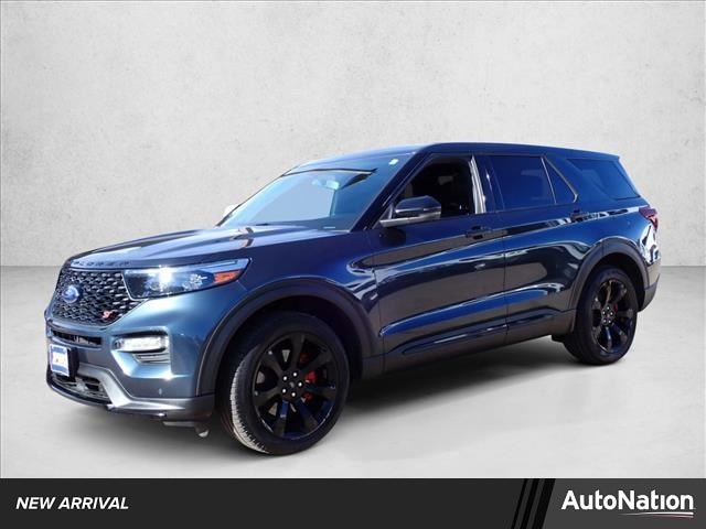 2022 Ford Explorer ST's photo