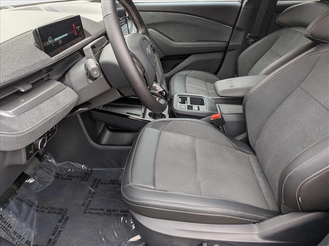 2025 Ford Mustang Mach-E GT photo 4