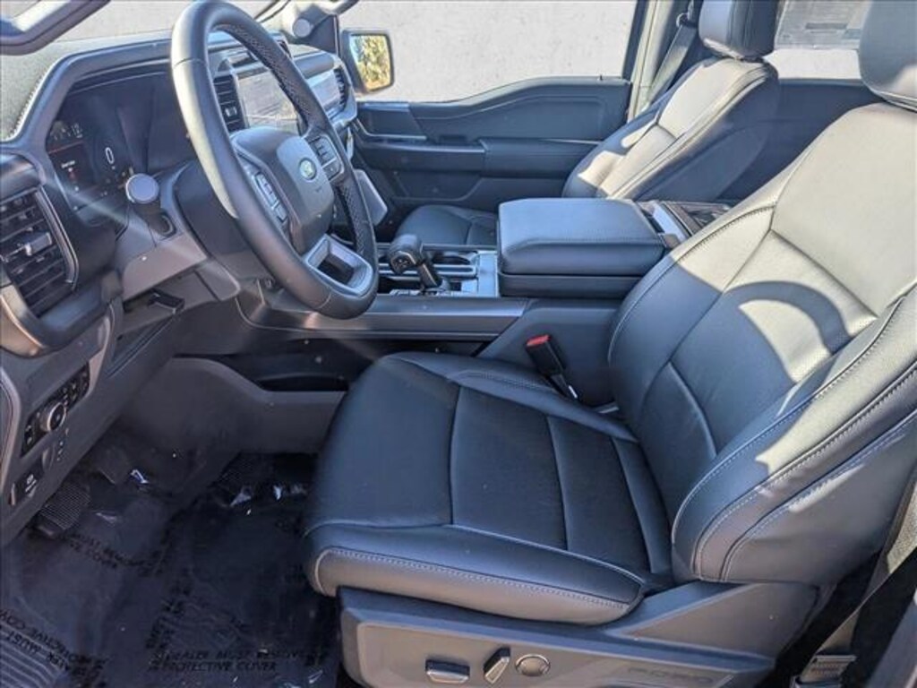 New 2025 Ford F-150 LARIAT Truck SuperCrew Cab