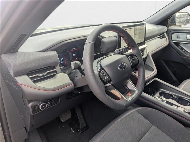 2025 Ford Explorer ST photo 2