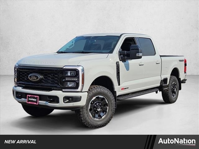 2025 Ford F-350 Super Duty Lariat's photo
