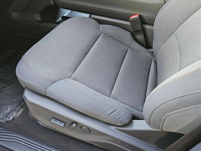 2025 Ford Expedition MAX photo 3