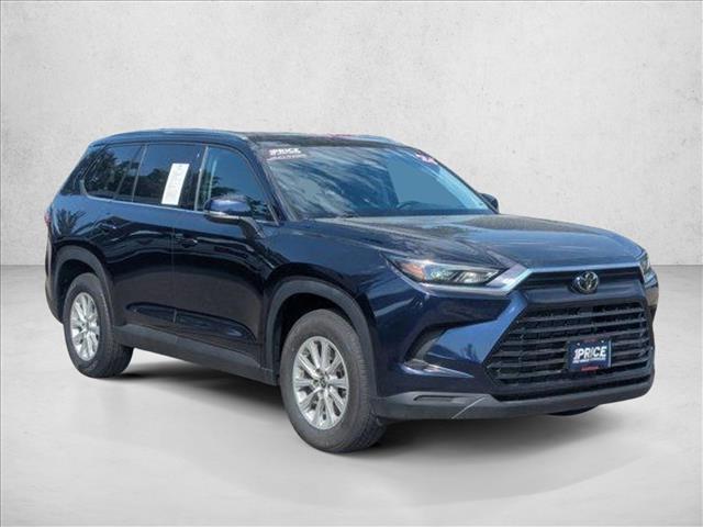 2024 Toyota Grand Highlander XLE photo 3