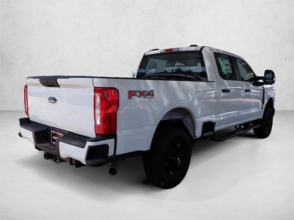New 2026 Ford F-250 XL Truck Crew Cab