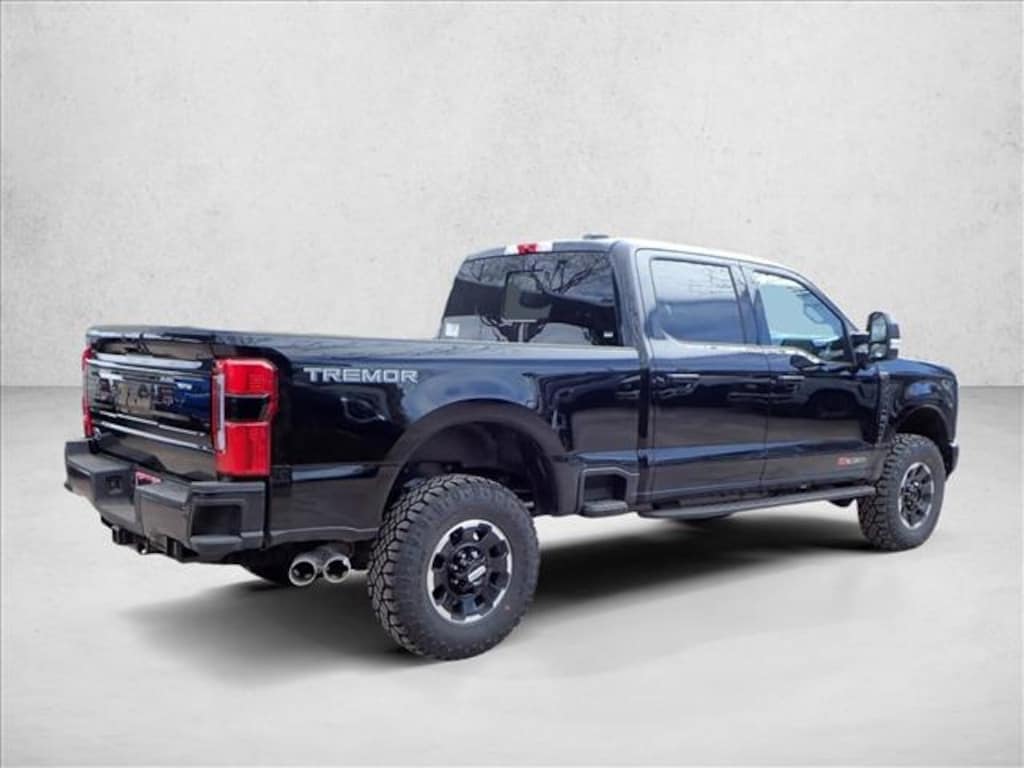 New 2026 Ford F-350 Platinum Truck Crew Cab