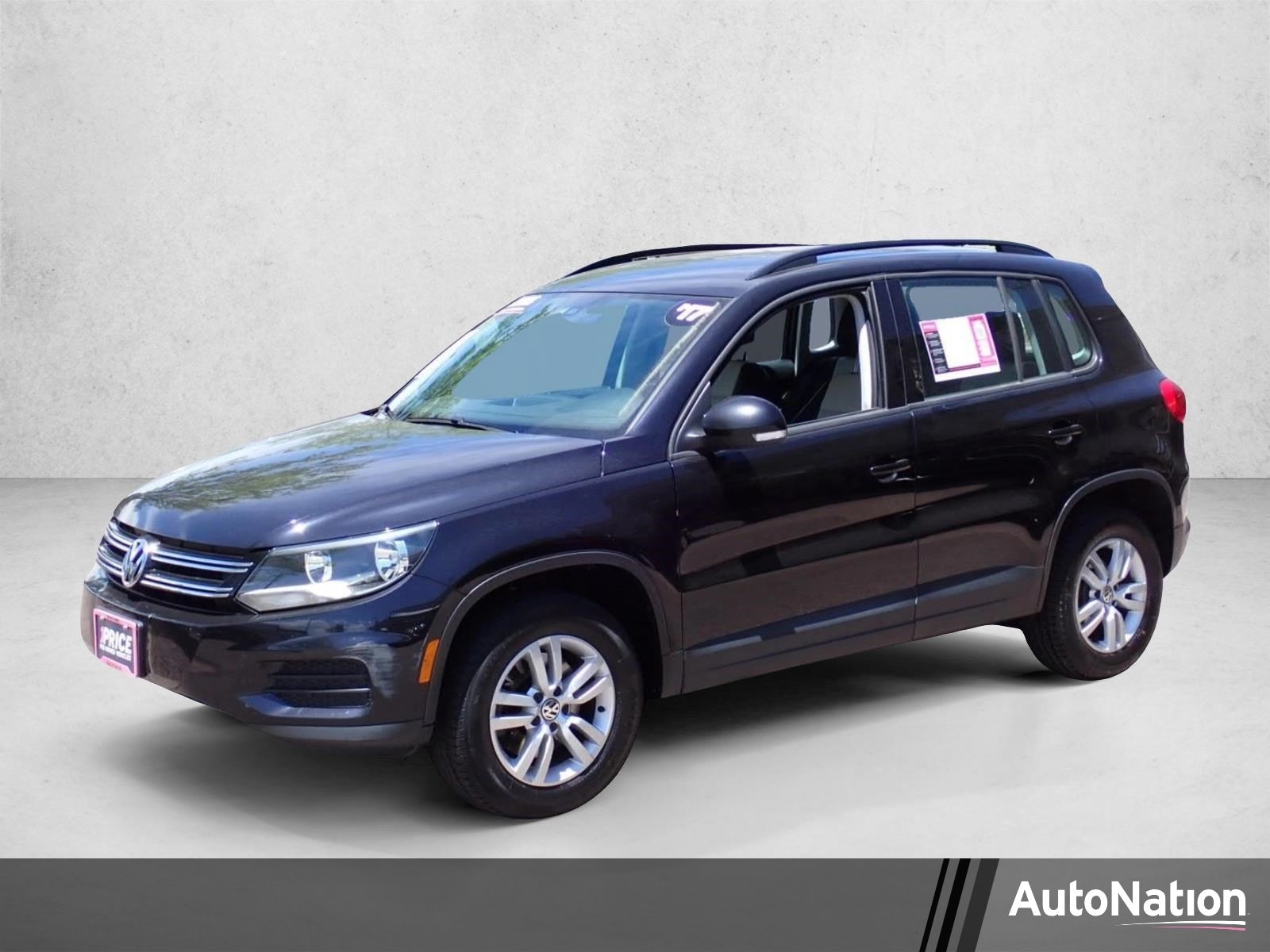 2017 Volkswagen Tiguan 2.0T S 4Motion's photo