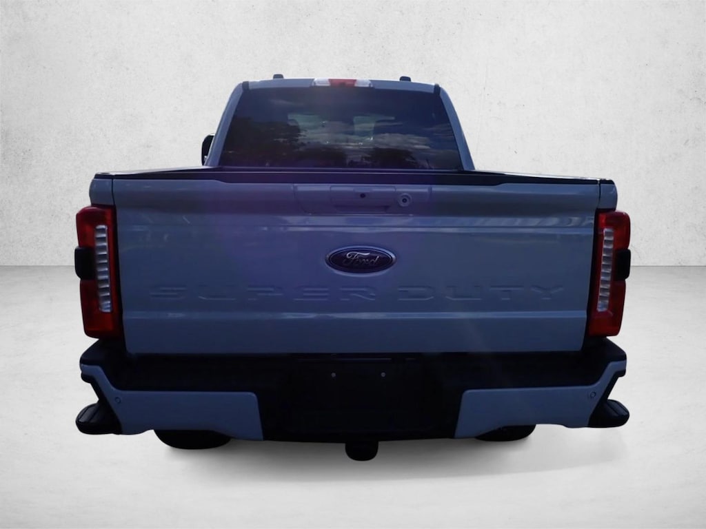 New 2026 Ford F-250 LARIAT Truck Crew Cab