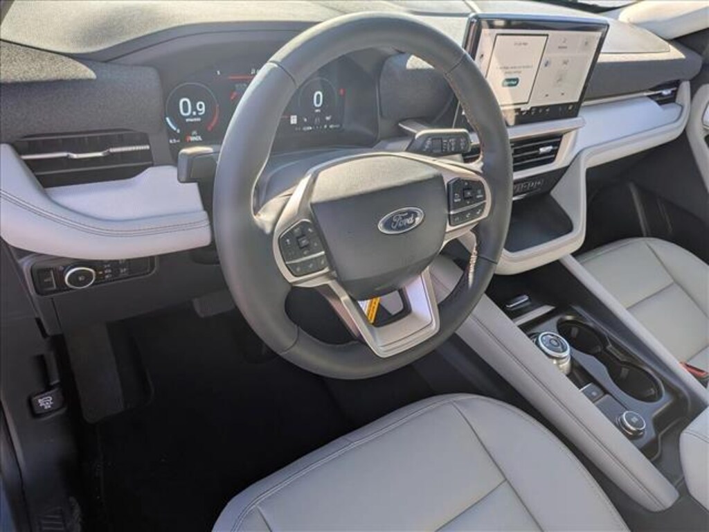 New 2025 Ford Explorer Active SUV