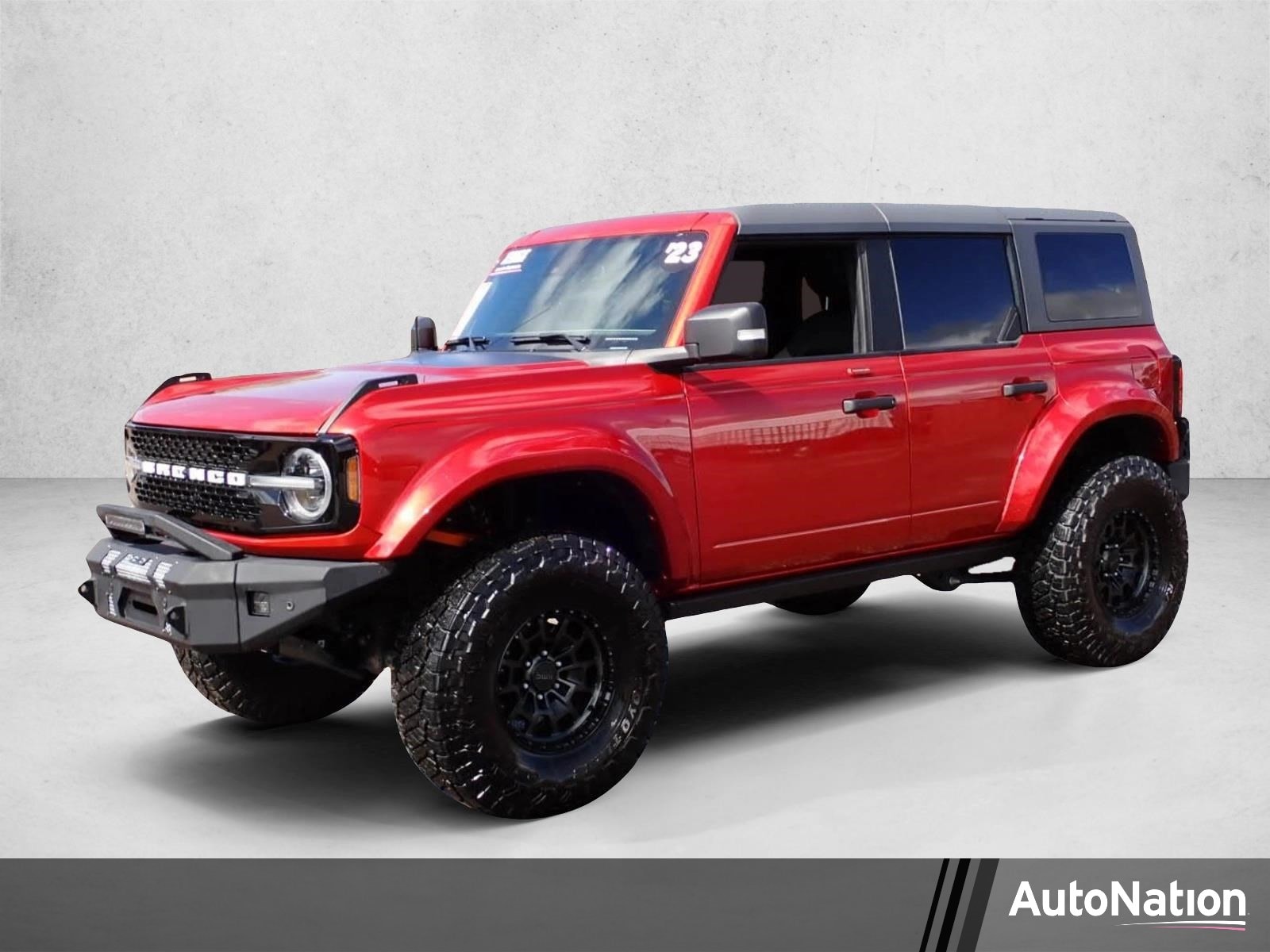 2023 Ford Bronco Wildtrak 4x4's photo