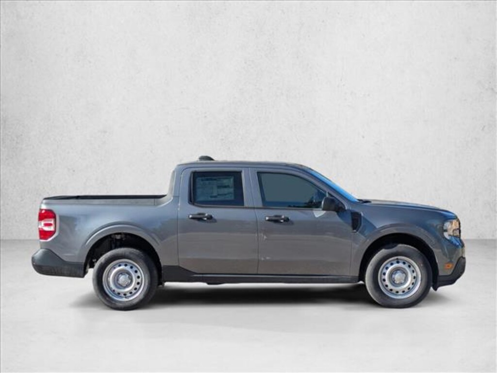 New 2025 Ford Maverick XL Truck SuperCrew