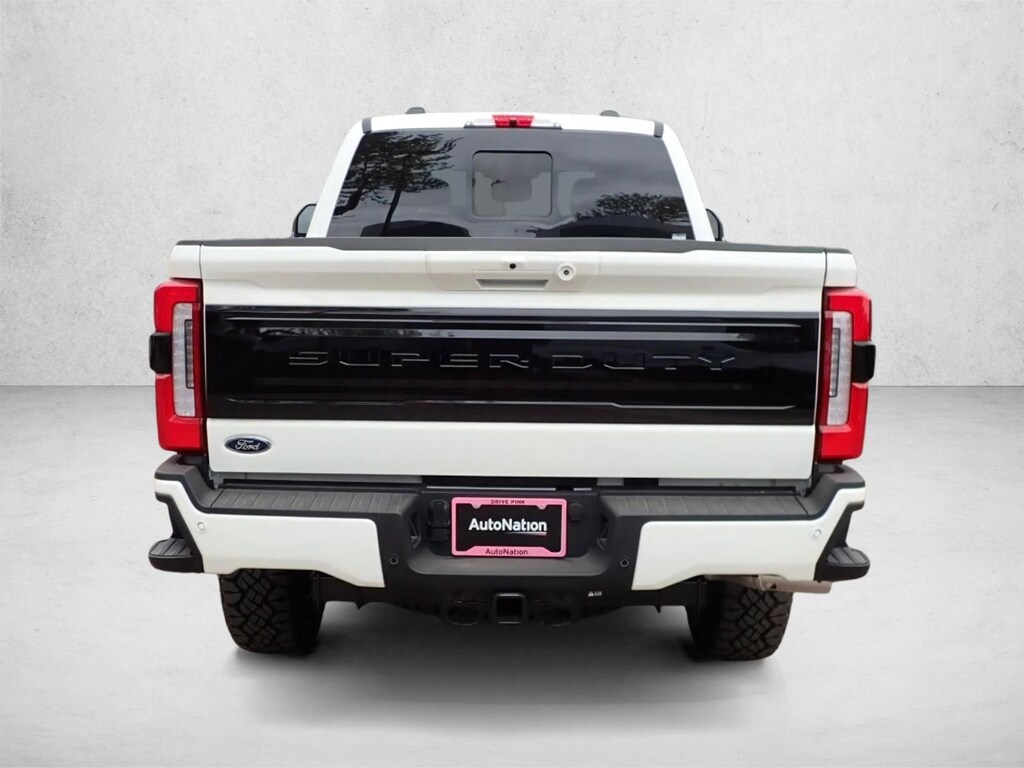 New 2026 Ford F-250 Platinum Truck Crew Cab