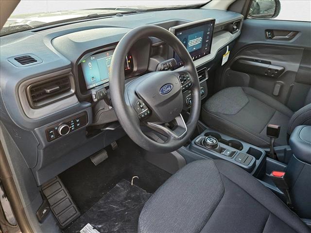 2025 Ford Maverick XL photo 2