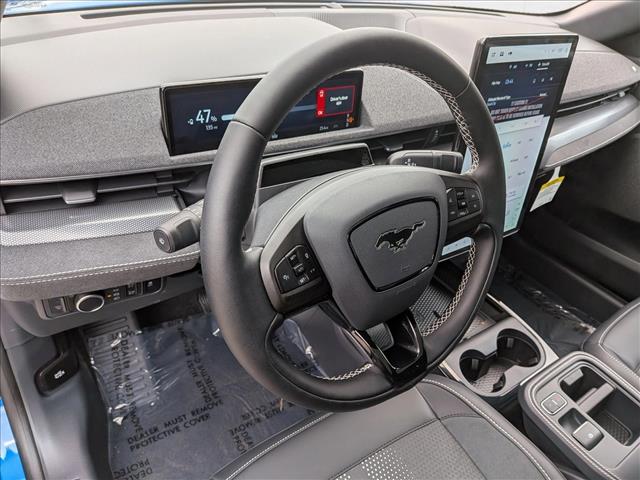 2025 Ford Mustang Mach-E GT photo 3