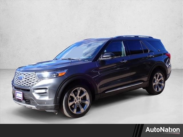 2020 Ford Explorer Platinum's photo