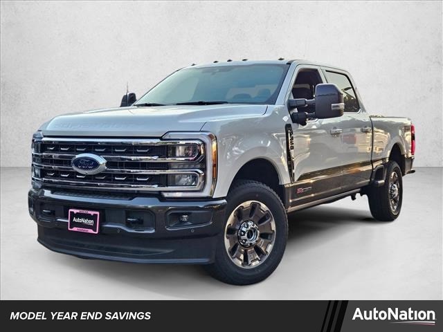 2025 Ford F-350 Super Duty King Ranch's photo