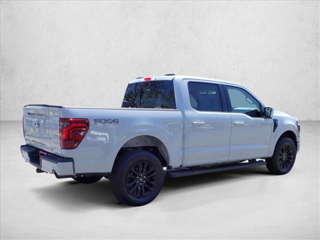 New 2026 Ford F-150 LARIAT Truck SuperCrew Cab