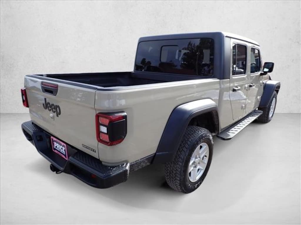 Used 2020 Jeep Gladiator Sport S Truck Crew Cab