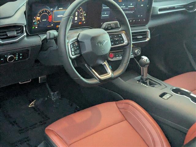 2025 Ford Mustang EcoBoost Premium Convertible photo 3